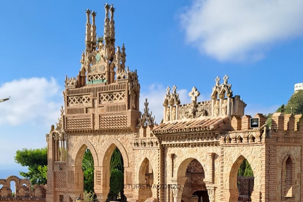Colombo_Castello_Colomares Itinerario in Camper in Andalusia: monumenti