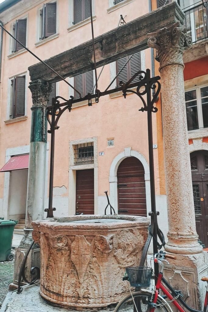 Pozzo_Amore_Verona Luoghi curiosi Verona itinerario