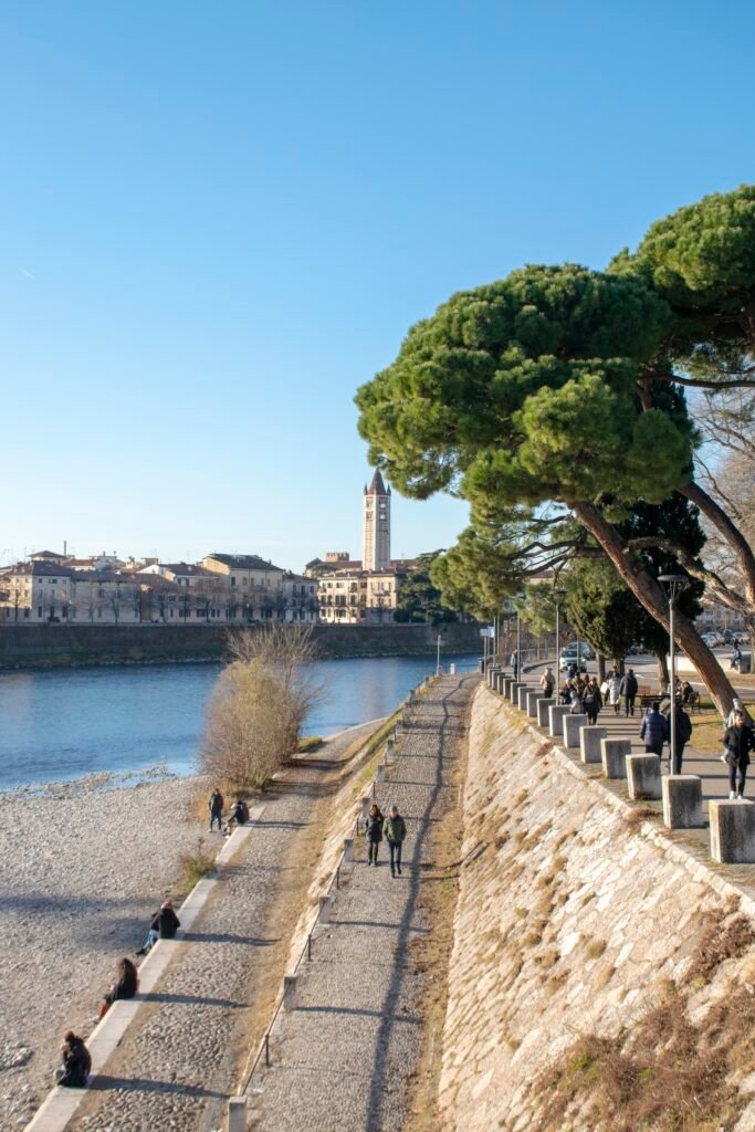 Verona_Lungo_Adige Passeggiate verdi Verona gratis