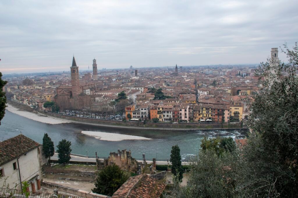 Verona_Panorama_Adige Ponti e panorami Verona tour gratuito