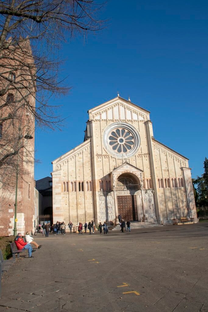 Verona_Piazza_San_ Zeno Piazza Zeno tour Verona gratuita