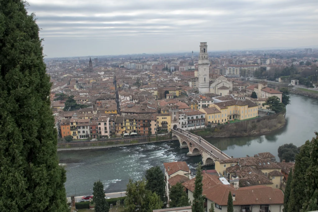 Panorama Verona low cost