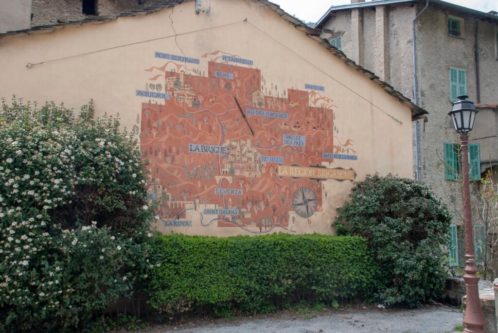 La-Brigue-Valle-Roya Murales artistico nelle strade di La Brigue in Valle Roya