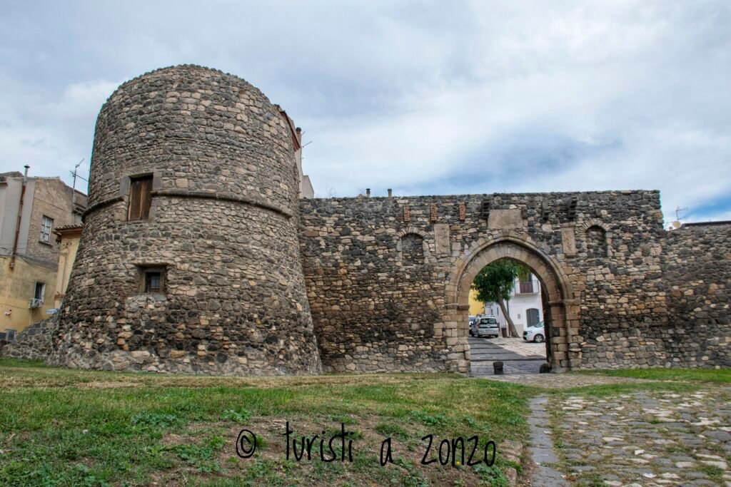 Porta-Venosina-Melfi Cosa Vedere nel borgo di Melfi
