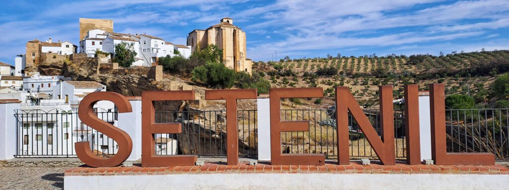 Destinazioni in Europa di Turisti a Zonzo: Setenil de las Bodegas