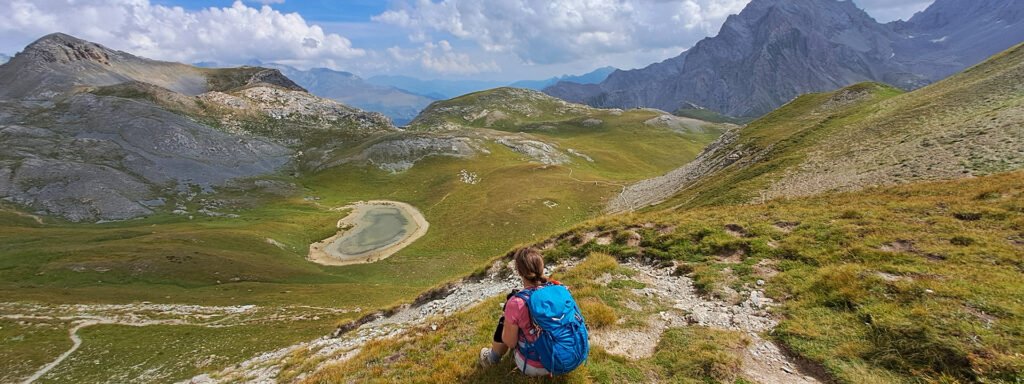 Escursioni Alpi Cuneesi - percorsi di turisti a Zonzo