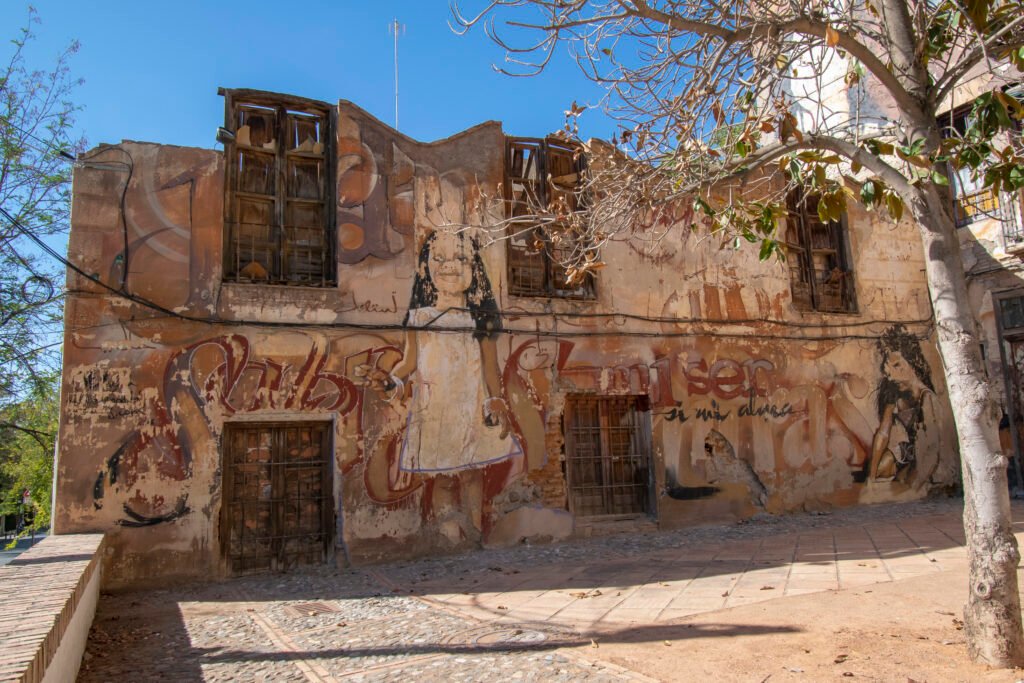 Itinerario Street Art a Granada: Plaza Joe Strummer