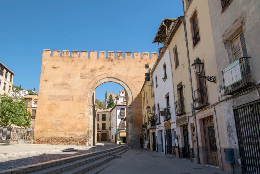 Visita dei Bariio di Granada: Porta Elvira