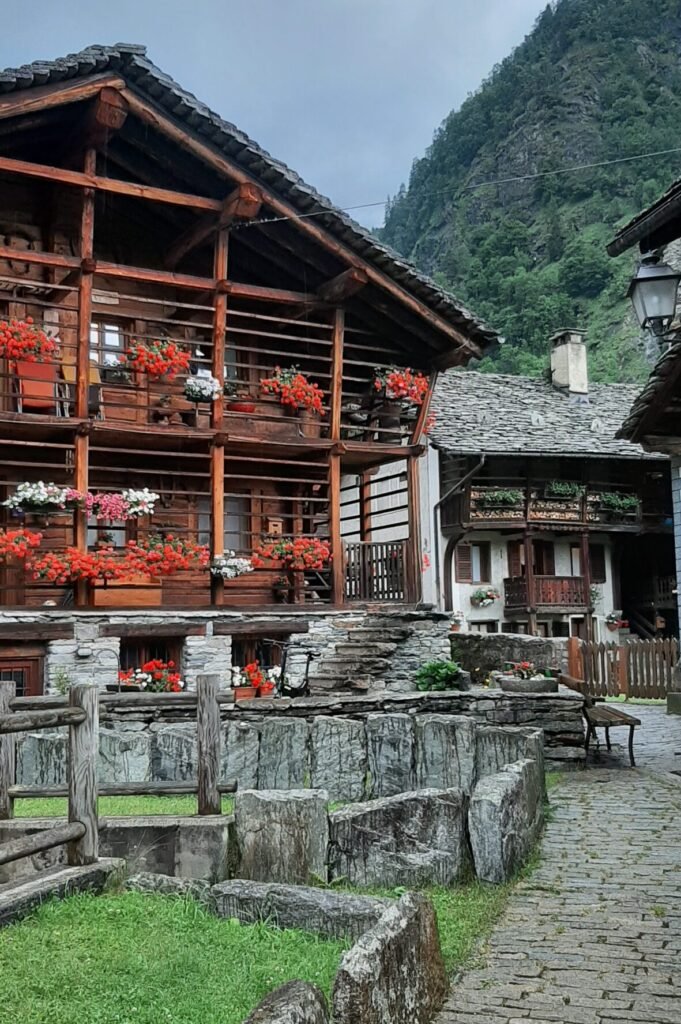 Alagna-Valle-Sesia Borgo alpino di Alagna Valsesia