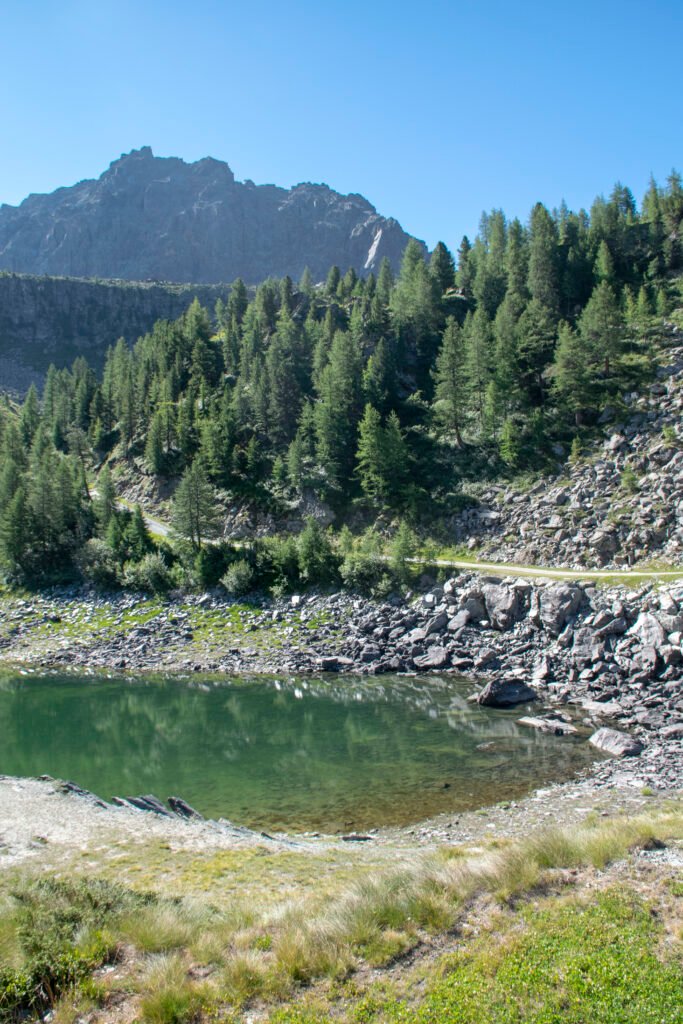 Grande anello dei Laghi di Crest: Lago Contenery