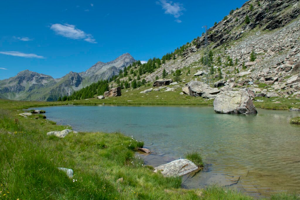 Grande Anello dei Laghi di Crest: lago superiore della Forca