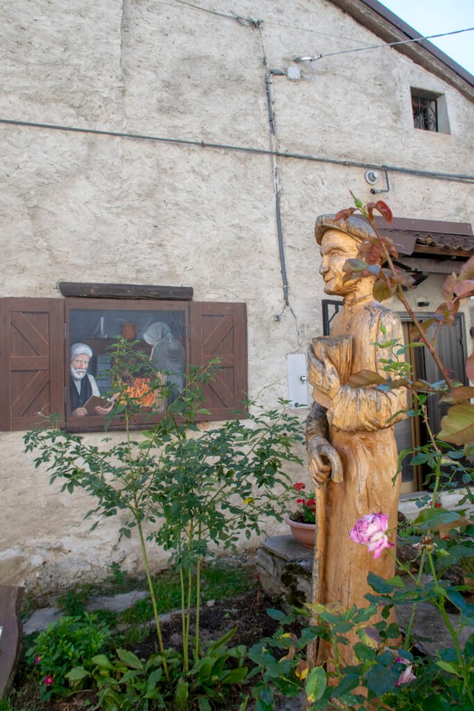 Laux Borghi freschi piemontesi: Laux in Val Chisone